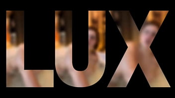 Vizinha da bunda grande gosta de chupar pau