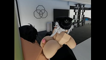 Mi amiga me masajea el pene con su gran culo