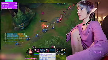 Gamer girl crushes it as jinx on lol tricky nymph on cb