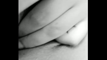 Perrita pidiendo verga