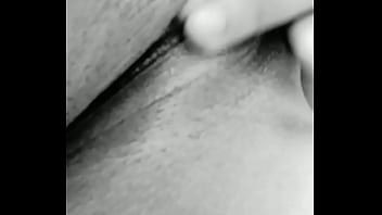 Perrita pidiendo verga