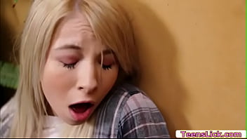 Babe kenzie reeves enjoys watching milf alexis fawxs wet pussy