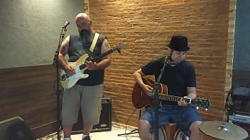 Nunca vi deputado fazer greve por conta de salário