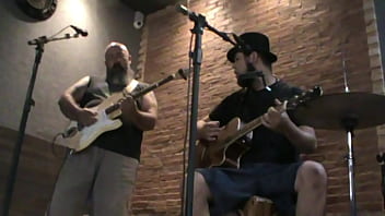 Nunca vi deputado fazer greve por conta de salário