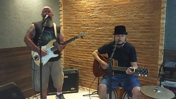 Nunca vi deputado fazer greve por conta de salário