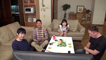 「気持ち良くてクセになっちゃう…」小悪魔お姉ちゃんとのドキドキなプレイ! 「スッゴ~イ!いっぱい出てる~!」机の下から隠れ手コキでイカされ、更にお部屋で激しく濃厚エッチ!【パート2】 「気持ち良くてクセになっちゃう…」小悪魔お姉ちゃんとのドキドキなプレイ! 「スッゴ~イ!いっぱい出てる~!」机の下から隠れ手コキでイカされ、更にお部屋で激しく濃厚エッチ!【パート2】