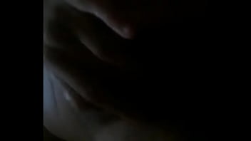 Novinha safada na siririca