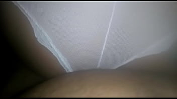 No aguanto y se sentó en mi verga