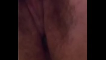 Busting a quick nut with my hitachi while stuffing my loose cunt