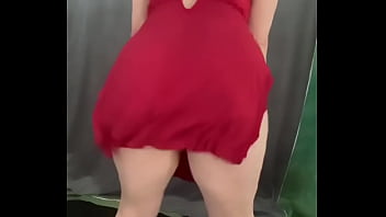 Sexy mom shows off her big tits