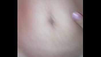 Colegiala me la monta y le gusta que la grabe