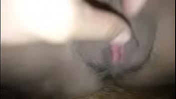 แหกหีเอาควยยัดแตด