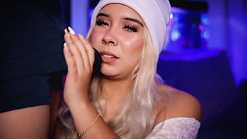 Blonde with an angelic face is an expert in seducing cocks and making them hard