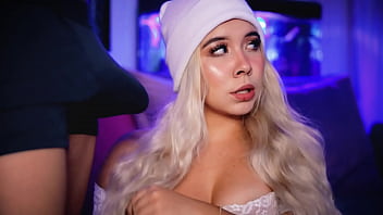 Blonde with an angelic face is an expert in seducing cocks and making them hard