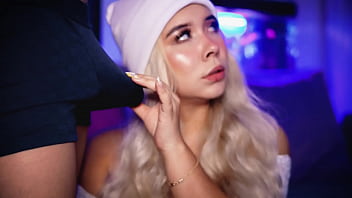 Blonde with an angelic face is an expert in seducing cocks and making them hard