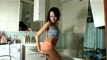 Spinner teen angellina