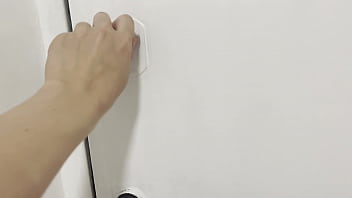 Hungry milf seduces pizza delivery man while husband is on business trip