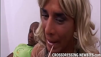 Crossdressing and gay sissy boy vids