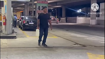 Esposa traindo corno com um negão dotado no meio da rua depois que acabou a gasolina ️ e o corno ainda agradeceu ao comedor Esposa traindo corno com um negão dotado no meio da rua depois que acabou a gasolina ️ e o corno ainda agradeceu ao comedor