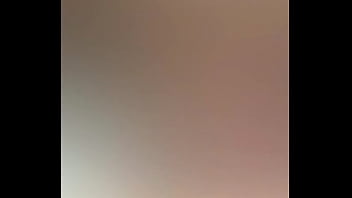 Corno pede para comedor gazar na boca de sua esposa