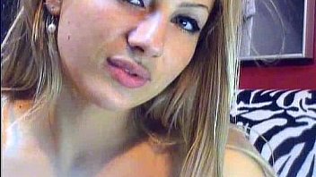 Watch this sexy blonde sucking on a dildo 4