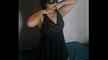 Sin vergüenza y caliente con ganas de sexo