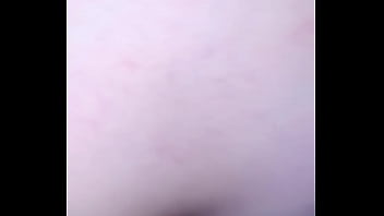 Amateur gets cum on her back