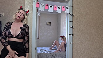 Caught my best friend fingering – we ended up cumming on each other’s two girl masturbate together