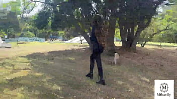 Casadinha safada diz que vai correr e fode com amante do parque novinha safada encontra o tony tigrão na praça e leva uma surra de rola do pauzudo