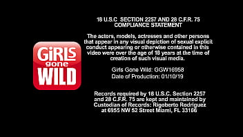 Sofie reyez cums in the bikini factory ggw006