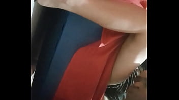 Cupando a buceta da garota de 18 anos