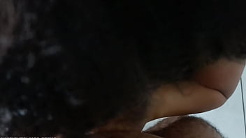 Fiz ele gozar 3 vezes sem parar na minha boca e engoli todo o leitinho do safado até não restar uma gota Fiz ele gozar 3 vezes sem parar na minha boca e engoli todo o leitinho do safado até não restar uma gota