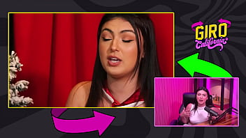 Ela usou o presente na bucetinha