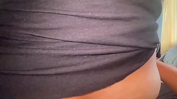 Que rica que está la muchacha del aseo