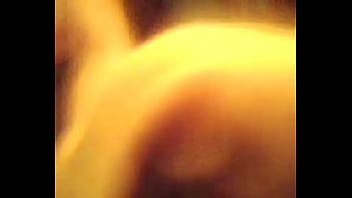 Peitos grandes e bicudos na web cam 2