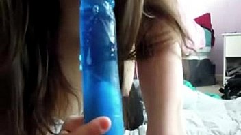 Nice ass camgirl does anal and pussy dildo