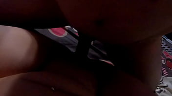 Raspando debajo de las sábanas