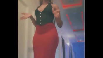 Fingers myself come check me out and get cum quickly