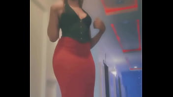 Fingers myself come check me out and get cum quickly