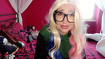 Chantal try her new very big cock