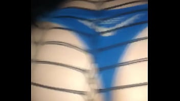 Amateur girl with huge ass likes it doggy