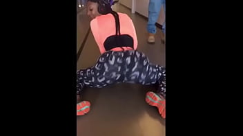 My b shaking ass at the gym