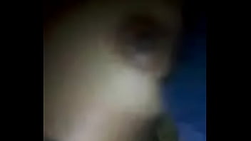 Me muestra sus senos