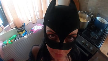 I like to cheat on my husband even when i'm cooking his friend has a very tasty dick