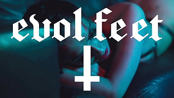 Pedicured feet for my slave to suck my toes