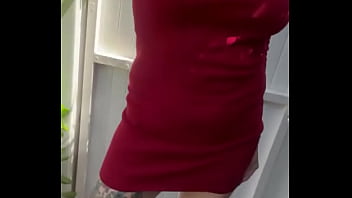 J‘attends mes invités pour un bon barbecue c’est la tenue adaptée