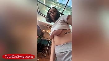 Big tits eve sweet ends up dripping wet after bouncing on her big dildo