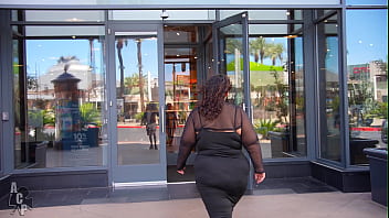 Rising bbw star looking stunning in las vegas Rising bbw star looking stunning in las vegas