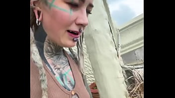 Do you like unique hotels too let me show you this crazy hotel in the heart of pattaya thailand from stun