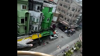 Do you like unique hotels too let me show you this crazy hotel in the heart of pattaya thailand from stun